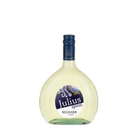Juliusspital - Silvaner trocken Bocksbeutel 2020
